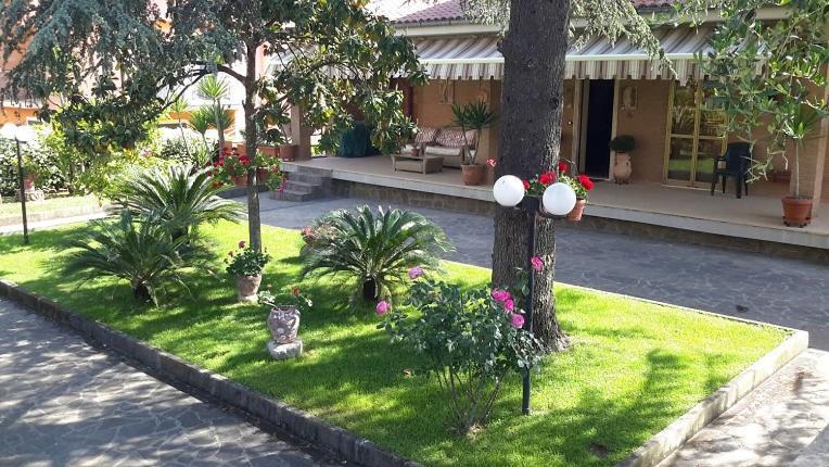 Bed & Breakfast "A Casa Di Anto" Mentana Exteriér fotografie
